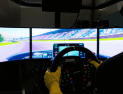 Tugas Simulator dalam Penataran Pembalap Ahli